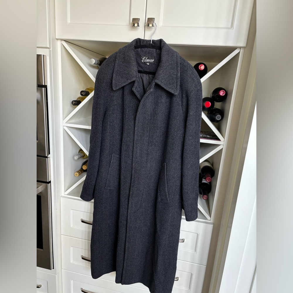 Vintage men’s Elmar size 48 dress coat navy/grey
